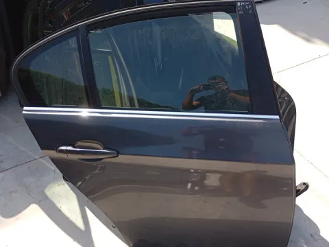 Πόρτα Πίσω Δεξιά για BMW 3 Series (2005 - 2008) (E90-1-2-3) , (2008 - 2012) (E90-1-2-3 F-L) *Ε*