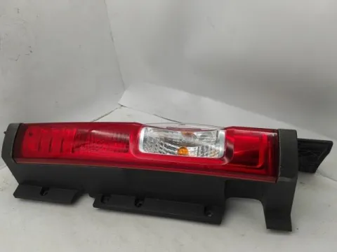 Φανάρι Πίσω Δεξί Δίφυλλη Πόρτα για RENAULT TRAFFIC (2006 - 2014) (FL) Van , OPEL VIVARO (2006 - 2009) , (2009 - 2014) , NISSAN PRIMASTAR (2007 -) (X83) 
