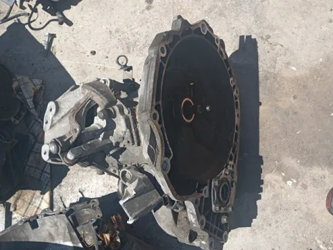 Κιβώτιο Ταχυτήτων (Σασμάν) Χειροκίνητο για CHEVROLET - DAEWOO CRUZE (2009 - ) 1600 petrol 113 E-Tec *ITALY*