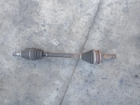 Ημιαξόνιο Εμπρός Αριστερό για TOYOTA AURIS (2009 - 2013) 1400 (1ND-TV) diesel 90 (NDE150) D-4D 