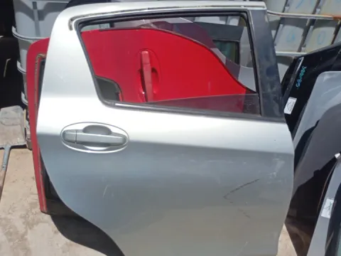 Πόρτα Πίσω Δεξιά για TOYOTA YARIS (2012 - 2014) ( ) Hatchback - 5dr , (2015 - 2017) *Ε*