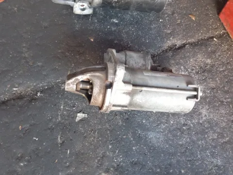 Μίζα 8V2111000BC για FORD FIESTA (2006 - 2008) Mk5b 