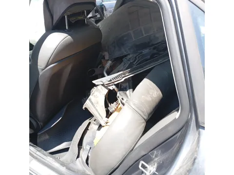 Αμάξι Κουφάρι Αξονας με Δσικοφρενα   για AUDI A4 (2005 - 2008) (8E) (8H) 1600 (ALZ) Petrol 102  *ΔΒ*  - 