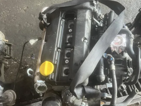Κινητήρας Κορμός - Καπάκι για OPEL CORSA (2000 - 2004) C Hatchback - 5dr 1200 (Z12XE) Petrol 75 