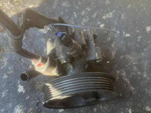 Αντλία Υδραυλικού Τιμονιού για TOYOTA AVENSIS (2000 - 2003) (T220) 1600 3ZZ-FE petrol 110 VVT-i 