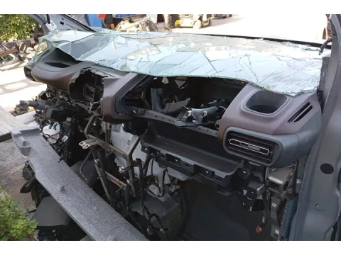 Μούρη (με καπό και φτερά) Με Μηχανή και Αυτόματο σασμάν για PEUGEOT RIFTER (2018 - ) Van *Π* - 
