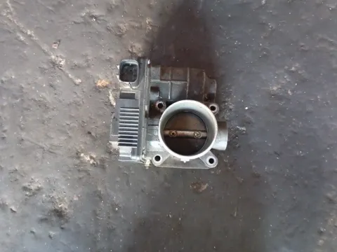 Σώμα Πεταλούδας SERA57601 για NISSAN ALMERA (2002 - 2006) (N16) 