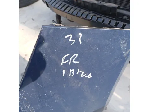 Μούρη (με καπό και φτερά) για SEAT LEON FR Mε Xenon Φανάρια  (2013 - 2019) *Γ* - 