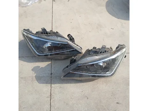 Μούρη (με καπό και φτερά) για SEAT LEON FR Mε Xenon Φανάρια  (2013 - 2019) *Γ* - 