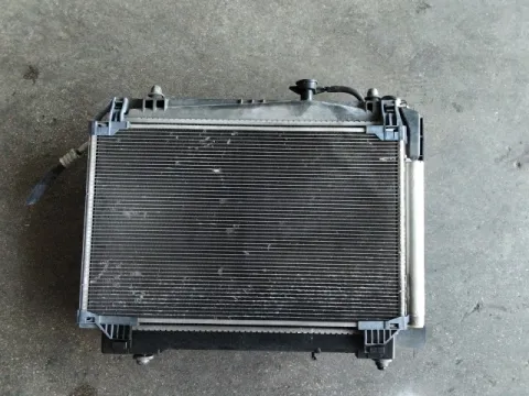 Σετ Ψυγείο A-C , Νερου με Βεντιλατέρ για TOYOTA YARIS (2009 - 2012) (XP90) Hatchback - 5dr 1300 (1NR-FE) Petrol 100 (NSP90) *Γ*