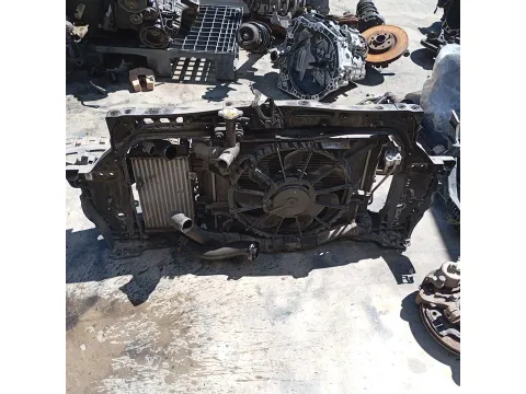 Μούρη (με καπό και φτερά) για HYUNDAI i20 (2012 - 2015) *Γ* - 