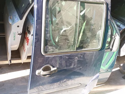 Πόρτα Αριστερή Συρόμενη Με Τζάμι για FIAT DOBLO (2002 - 2005) (119) Combi , (2002 - 2005) (223) Cargo , (2006 - 2009) (119) Combi , (2006 - 2009) (223) Cargo *Γ*