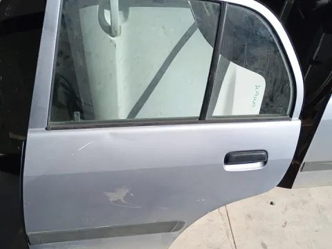 Πόρτα Πίσω Αριστερή για TOYOTA STARLET (1996 - 1999) (EP90-1) Hatchback - 5dr *Ε*