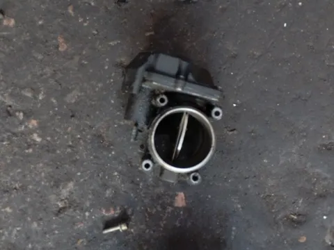 Σώμα Πεταλούδας A6460901470 για MERCEDES SPRINTER (2000 - 2006) (903) (904) 