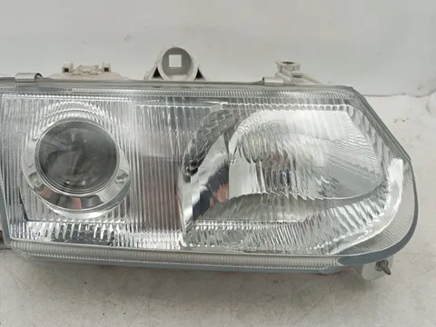 Φανάρι Εμπρός Δεξί ( Ιμιτασιόν ) για ALFA ROMEO 145 (1995 - 1998) (930) , 146 , (1999 - 2001) (930) 