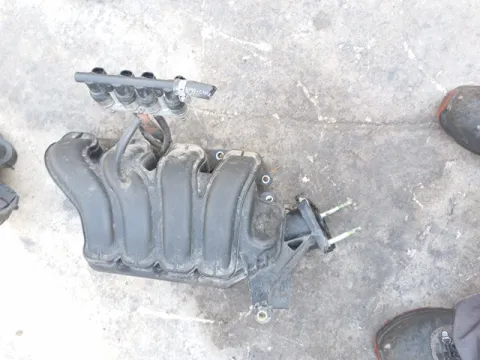 Πολλαπλή Εισαγωγής Πλαστική για TOYOTA COROLLA (2004 - 2007) (E120) 1400 (4ZZ-FE) Petrol 97 (ZZE120) VVT-i *ΜΕ ΓΚΑΖΙ*