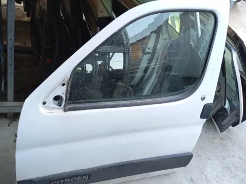 Πόρτα Εμπρός Αριστερή Ελαττωματική για CITROEN BERLINGO (1996 - 2002) I (MF) , (2002 - 2008) I (MF) , PEUGEOT PARTNER (1996 - 2002) , (2002 - 2008) *Ε*