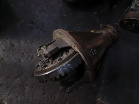 Γκρουπ Διαφορικού Πίσω(με βήμα 8,39) για NISSAN D21 - 720 - 520 (1986 - 1997) D21 2500 (TD25) diesel 80 4*4