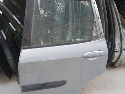 Πόρτα Πίσω Αριστερή (Λίγο Χτυπημένη) για HONDA JAZZ (2002 - 2005) (GD) , (2005 - 2008) (GD) 