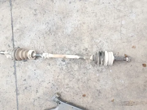 Ημιαξόνιο Εμπρός Δεξί για TOYOTA STARLET (1996 - 1999) (EP90-1) 1300 (4E-FE) petrol 75 (EP91) 16V 