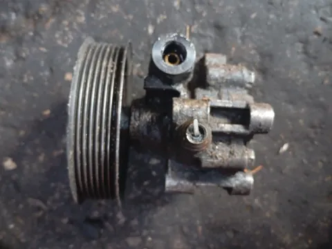 Αντλία Υδραυλικού Τιμονιού για TOYOTA AVENSIS (2000 - 2003) (T220) 1600 3ZZ-FE petrol 110 VVT-i 