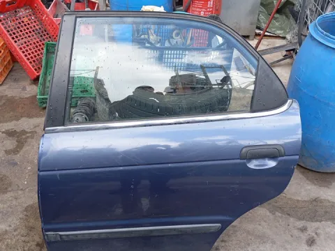 Πόρτα Πίσω Αριστερή για SUZUKI BALENO (1994 - 1998) (SY) Sedan - 4dr , (1998 - 2001) (SY) *Ε*