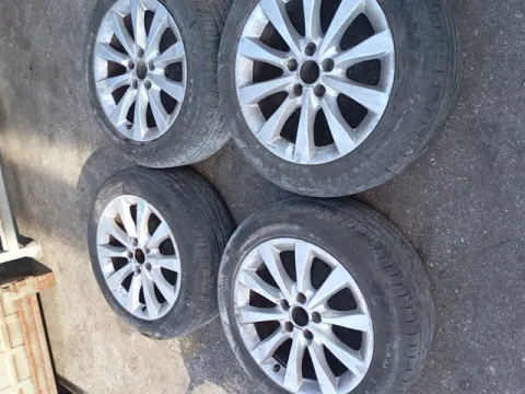 Ζαντολάστιχα 4αδα GoodYear 215/55/17 για AUDI A4 (2016 - 2020) (8W) *Γ*