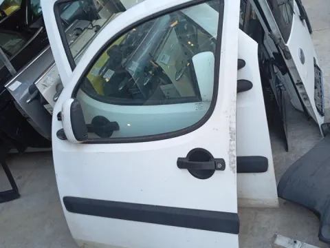 Πόρτα Εμπρός Αριστερή (Όχι Πολύ Καθαρή) για FIAT DOBLO (2002 - 2005) (223) Cargo , (2006 - 2009) (223) Cargo *Γ*