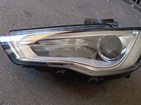Φανάρι Εμπρός Αριστερό Σπασμένη Βάση LED - XENON για AUDI A3 (2014 - 2016) (8V) 