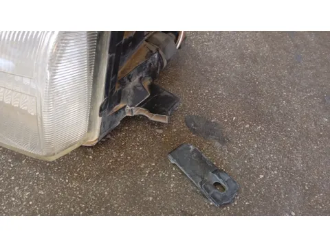 Φανάρι Εμπρός Αριστερό Σπασμένη Βάση  για OPEL VECTRA (1989 - 1992) A - 