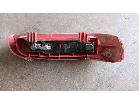 Φανάρι Πίσω Δεξί Σπασμένη Βάση  για FIAT SEICENTO (1998 - 2001) (187) , (2001 - 2006) (187)  - 