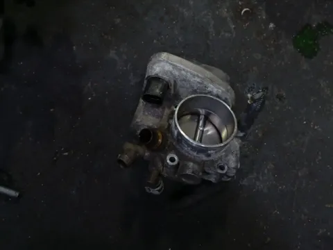 Σώμα Πεταλούδας 55562380 για OPEL ASTRA (2007 - 2010) H 