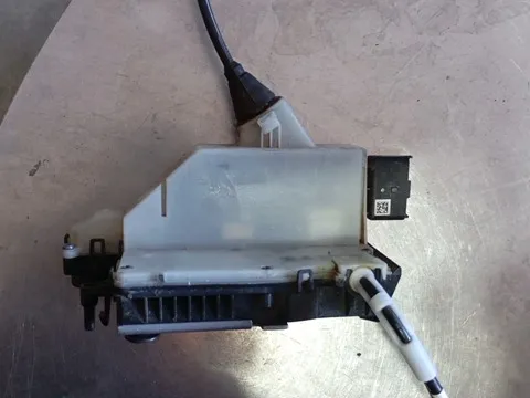 Ηλεκτρομαγνητική Κλειδαριά Πίσω Δεξιά 5pin για PEUGEOT 208 (2012 - 2016) ( ) , 2008 (2013 - 2019) 