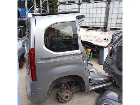 Τροπέτο Πίσω Με Άξονα Δισκόφρενα με Parktronic με Κάμερα για TOYOTA PROACE City (2020 - ) Van *Π*  - 