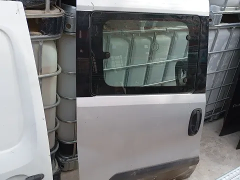 Πόρτα Δεξιά Συρόμενη Με Τζάμι για FIAT DOBLO (2010 - 2015) (152)  *Γ*