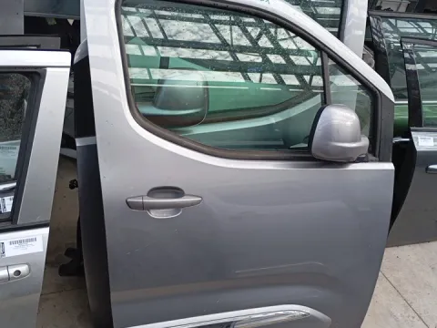Πόρτα Εμπρός Δεξιά για TOYOTA PROACE City (2020 - )  *Γ*