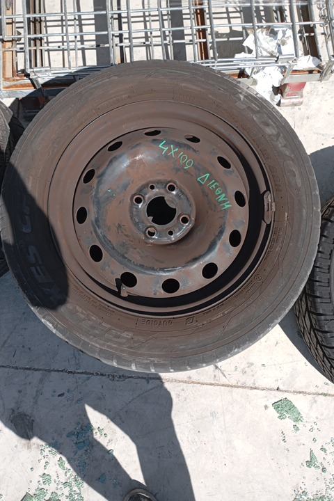 Ζαντολάστιχο 1ΤΕΜ 4Χ100 195/60R15  TOYO για ΔΙΕΘΝΗ *ΔΒ* Ζαντολάστιχο 1ΤΕΜ 4Χ100 195/60R15  TOYO για ΔΙΕΘΝΗ *ΔΒ*