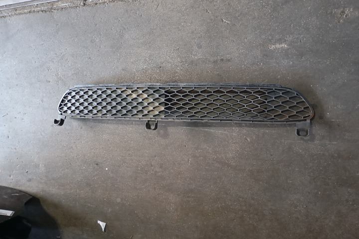 Δίχτυ Προφυλακτήρα Εμπρός Μεσαίο για TOYOTA AYGO (2005 - 2009) (B10)  Δίχτυ Προφυλακτήρα Εμπρός Μεσαίο για TOYOTA AYGO (2005 - 2009) (B10)