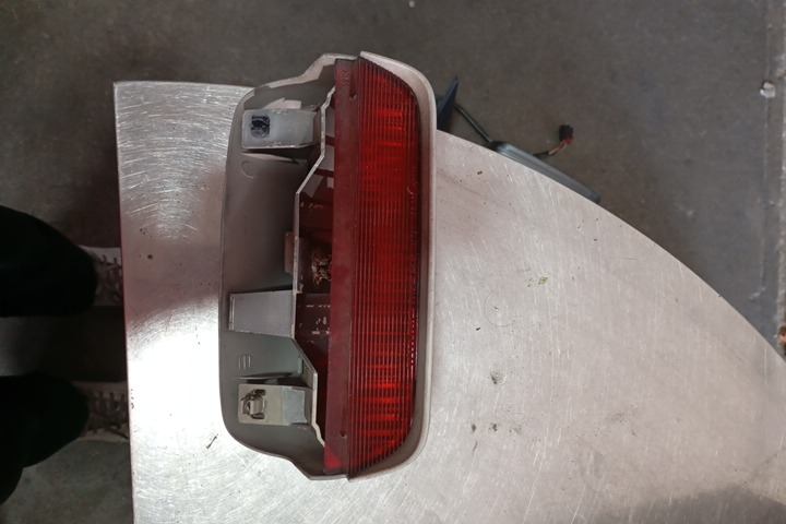 Φανάρι Πίσω Μεσαίο Στόπ Πόρτ-Μπαγκάζ  για TOYOTA YARIS VERSO (1999 - 2002) (XP20) , RENAULT SCENIC (2003 - 2006) (JM)  Φανάρι Πίσω Μεσαίο Στόπ Πόρτ-Μπαγκάζ  για TOYOTA YARIS VERSO (1999 - 2002) (XP20) , RENAULT SCENIC (2003 - 2006) (JM)