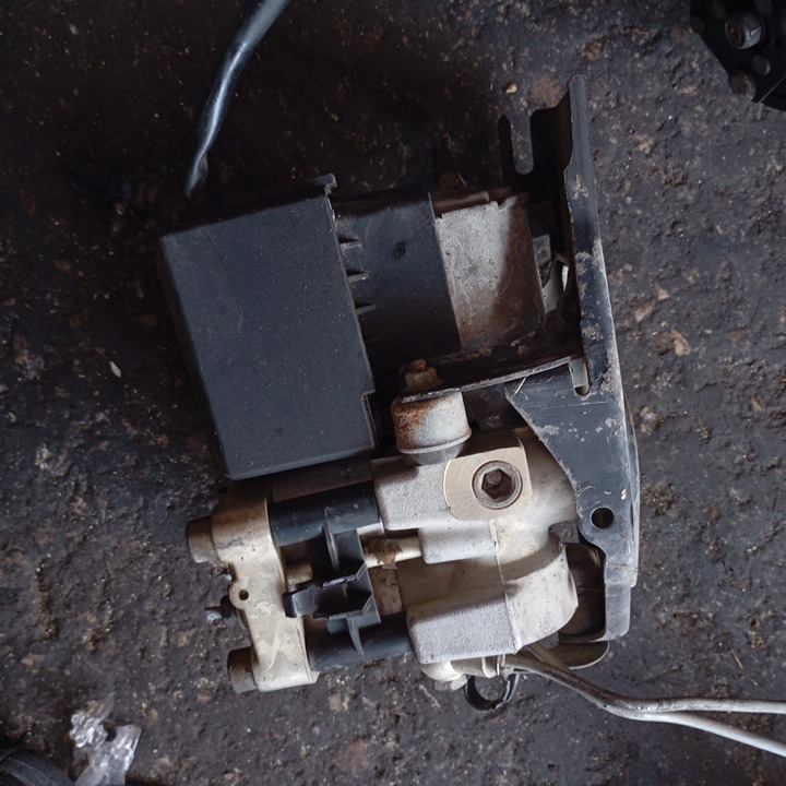 Μονάδα ABS 0265204009 για FIAT PUNTO (1999 - 2003) (188) 1801 (183A1.000) (188A6.000) Petrol 130 HGT  Μονάδα ABS 0265204009 για FIAT PUNTO (1999 - 2003) (188) 1801 (183A1.000) (188A6.000) Petrol 130 HGT