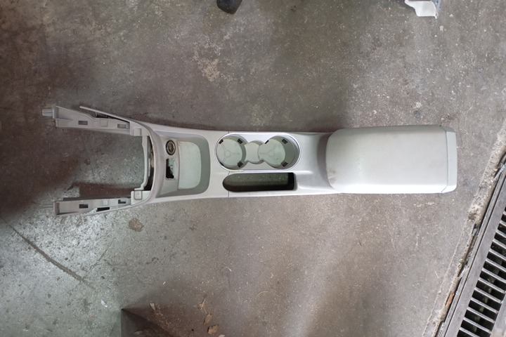 Υποβραχιόνιο(Τεμπέλης) για FORD FIESTA (2012 - 2017) Mk7 *Γ* Υποβραχιόνιο(Τεμπέλης) για FORD FIESTA (2012 - 2017) Mk7 *Γ*