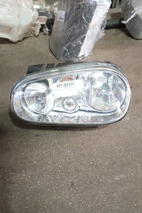 Φανάρι Εμπρός Αριστερό Σπασμένη Βάση για VW GOLF (1998 - 2004) Mk4 (1J1) Hatchback - 5dr  Φανάρι Εμπρός Αριστερό Σπασμένη Βάση για VW GOLF (1998 - 2004) Mk4 (1J1) Hatchback - 5dr