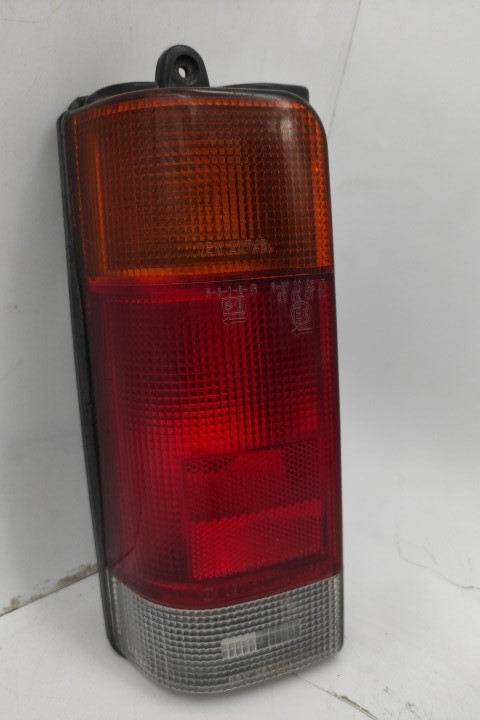 Φανάρι Πίσω Αριστερό για SUZUKI CARRY (1986 - 1994) (SK) Φανάρι Πίσω Αριστερό για SUZUKI CARRY (1986 - 1994) (SK)