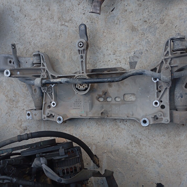 Γέφυρα Εμπρός Οριζόντια για VW PASSAT (2005 - 2011) (3C2) 1600 (CAYC) Diesel 105 TDI *ΔΒ* Γέφυρα Εμπρός Οριζόντια για VW PASSAT (2005 - 2011) (3C2) 1600 (CAYC) Diesel 105 TDI *ΔΒ*